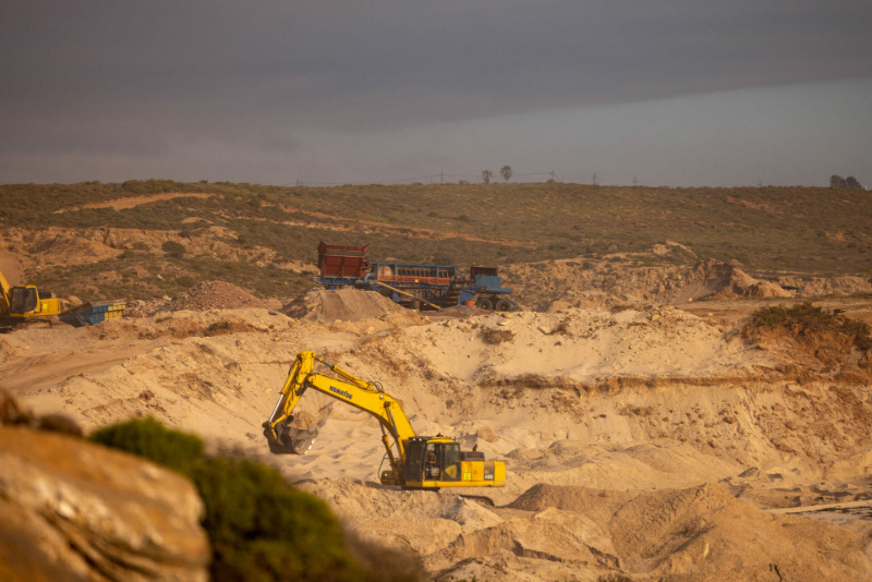 mining operations on the West Coast